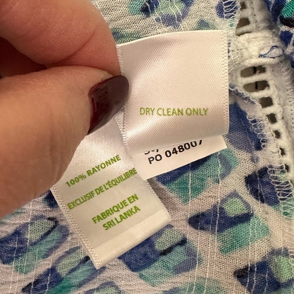 LILLY PULITZER Amisa Flounce Top XL - Picture 9 of 9